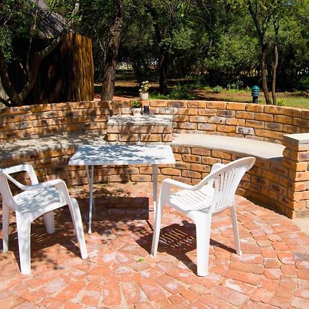 Suzie's Loft - NUDE - SunEden Family Naturist Resort Pretoria-Noord Exterior foto