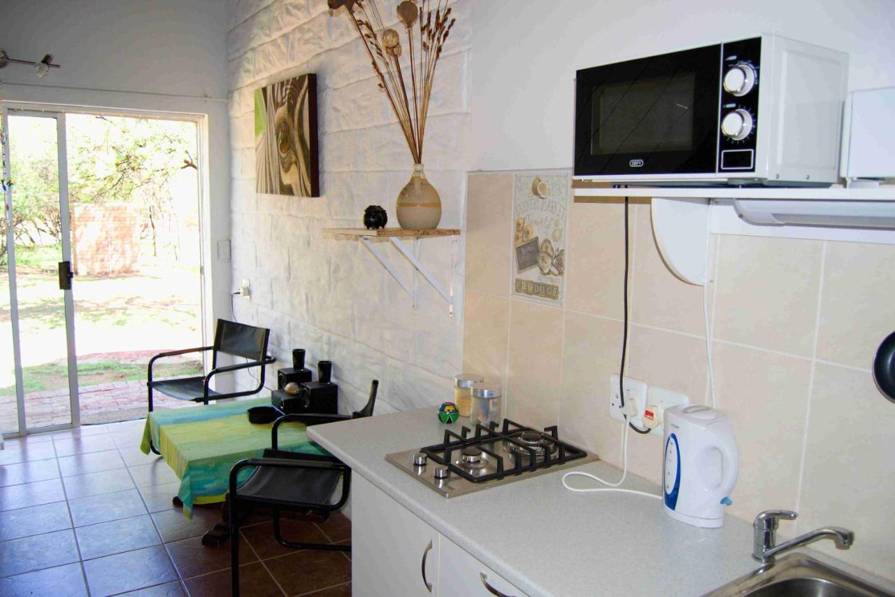 Suzie's Loft - NUDE - SunEden Family Naturist Resort Pretoria-Noord Exterior foto