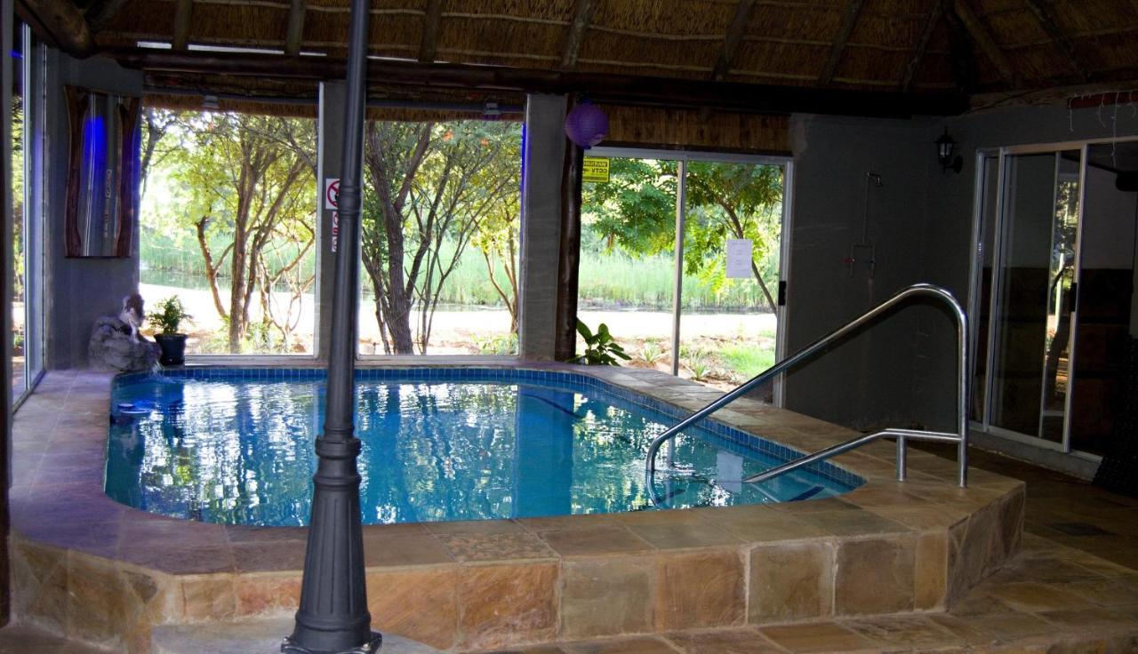 Suzie's Loft - NUDE - SunEden Family Naturist Resort Pretoria-Noord Exterior foto